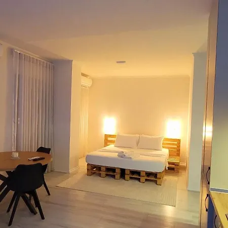 Location New * Tirana