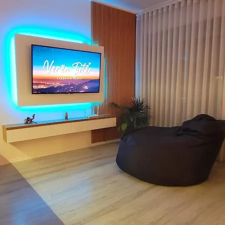 Apartament Location New